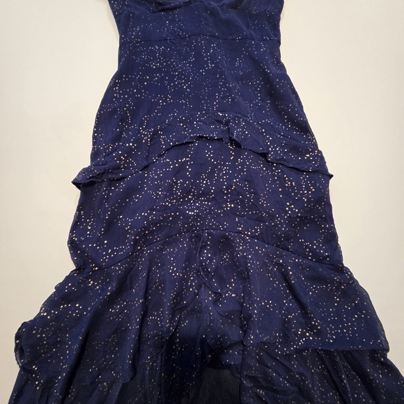 Hutch Tate Gown In Navy printed chiffon Short sleeves V-neckline Size 6 - Picture 3 of 12